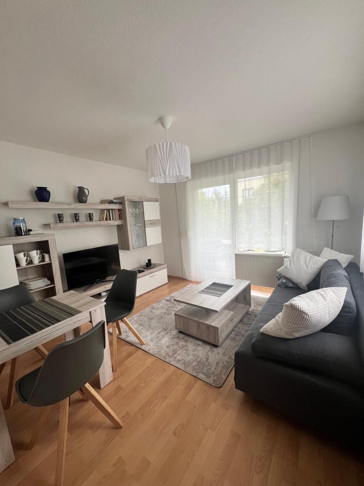 Kleine Moderne Ferienwohnung Tauscha المظهر الخارجي الصورة